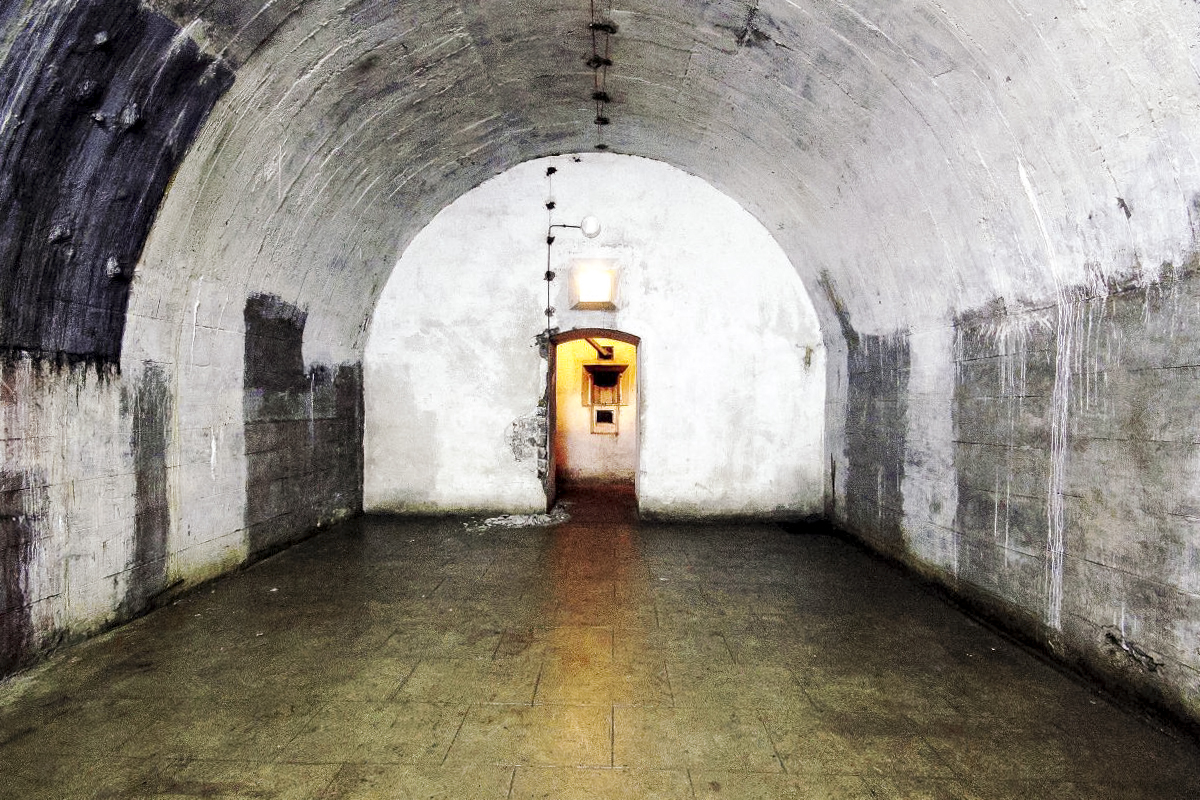 Ligne Maginot - VULMIS OU VULMIX - (Position d'artillerie préparée) - Le magasin à munitions  - Michel & Philippe ZIMMER