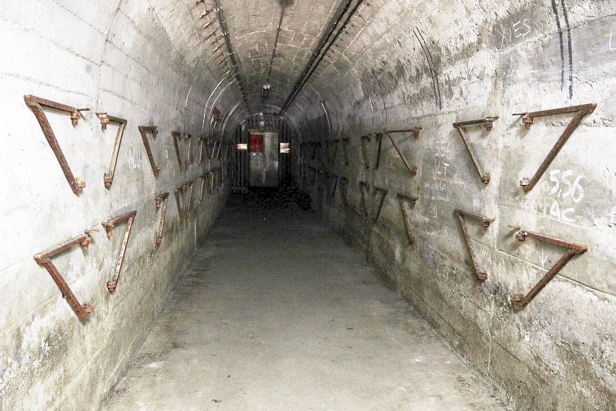 Ligne Maginot - VULMIS OU VULMIX - (Position d'artillerie préparée) - Poterne centrale - Michel & Philippe ZIMMER