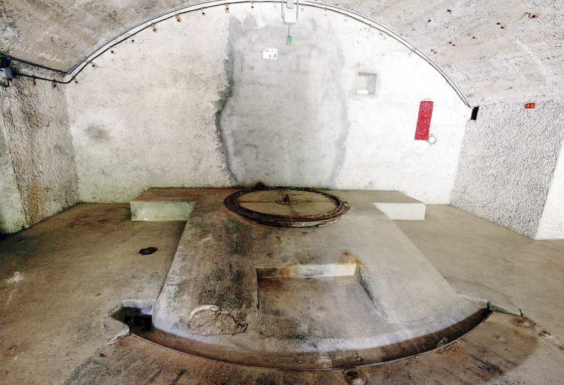 Ligne Maginot - VULMIS OU VULMIX - (Position d'artillerie préparée) - Casemate n°3 - Michel & Philippe ZIMMER