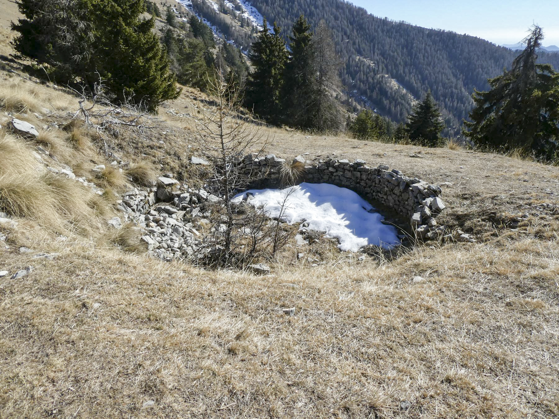 Ligne Maginot - COL DE LA MADELEINE - (Cuve pour arme d'infanterie) -  - Daniel ELLENA - Philippe CUNY