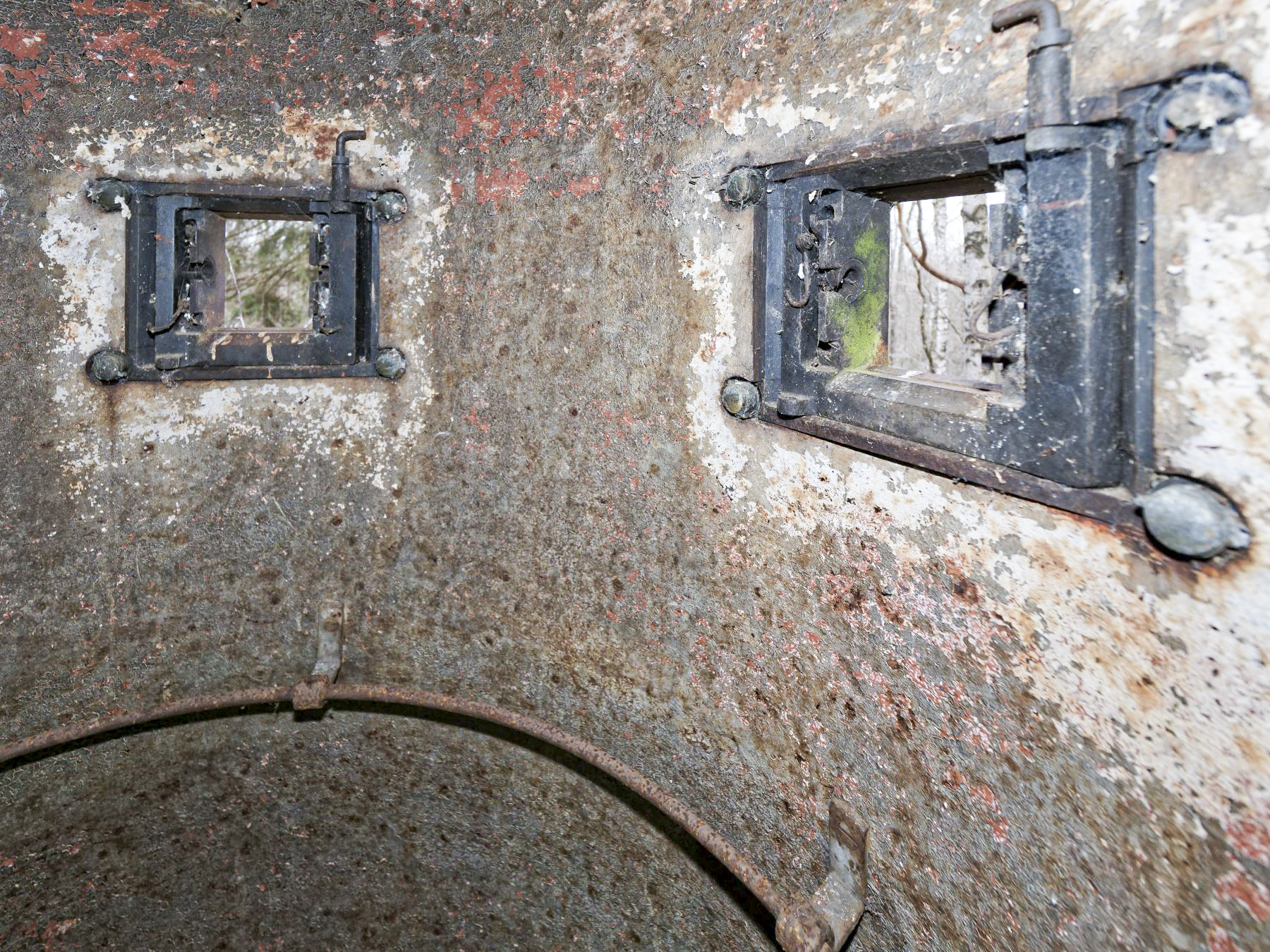 Ligne Maginot - BIESENBERG 3 - (Blockhaus pour arme infanterie) - La cloche GFM - Jürgen Morr