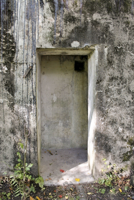 Ligne Maginot - HERBITZHEIM  1 - (Blockhaus pour arme infanterie) - Sas d'entrée - Christian LENHARD