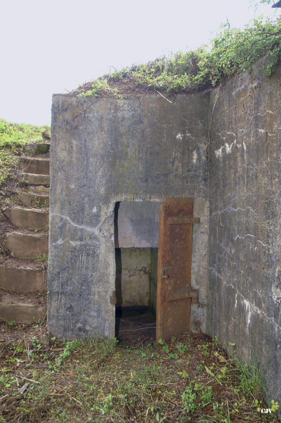 Ligne Maginot - A2B - KNOPP 5 - (PC) - L'entrée - Lia VERMEULEN