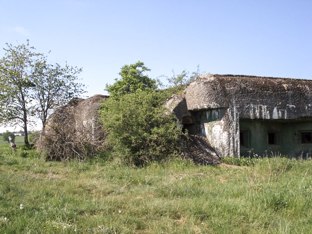 Ligne Maginot - SAINT ANTOINE - (Casemate d'infanterie - double) -  - R Tucker