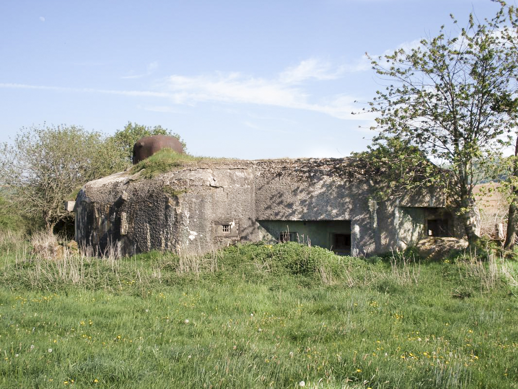 Ligne Maginot - SAINT ANTOINE - (Casemate d'infanterie - double) - Flanquement gauche - R Tucker