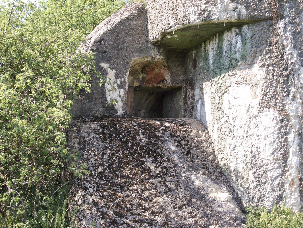 Ligne Maginot - SAINT ANTOINE - (Casemate d'infanterie - double) -  - R Tucker