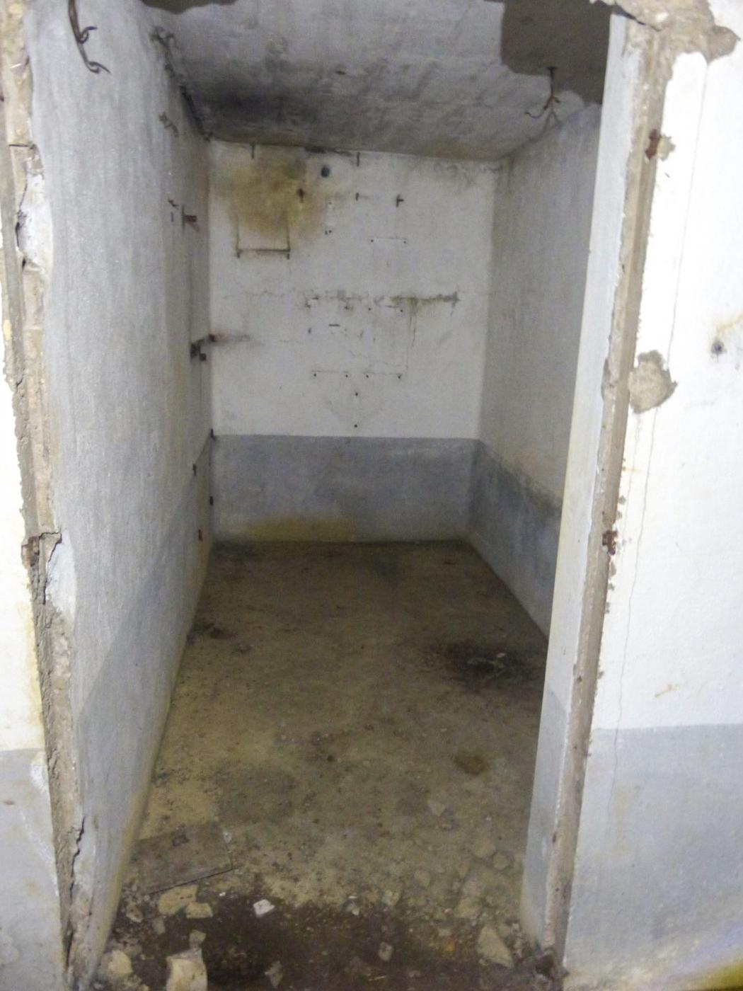 Ligne Maginot - GUERLETTE - (Casemate d'infanterie - double) - Chambre du lieutenant Mabille du Chesnes - David Harmand