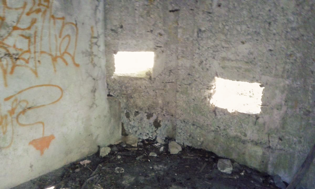 Ligne Maginot - SARRALBE PONT-RAIL - (Blockhaus pour arme infanterie) - Première pièce - Titi57