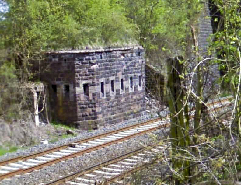 Ligne Maginot - TUNNEL (Blockhaus pour arme infanterie) -  - Google StreetView