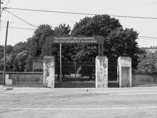 Ligne Maginot - ACHEN - (Camp de sureté) - L'entrée principale
Le fronton a été rajouté sur la photo - Christian LENHARD