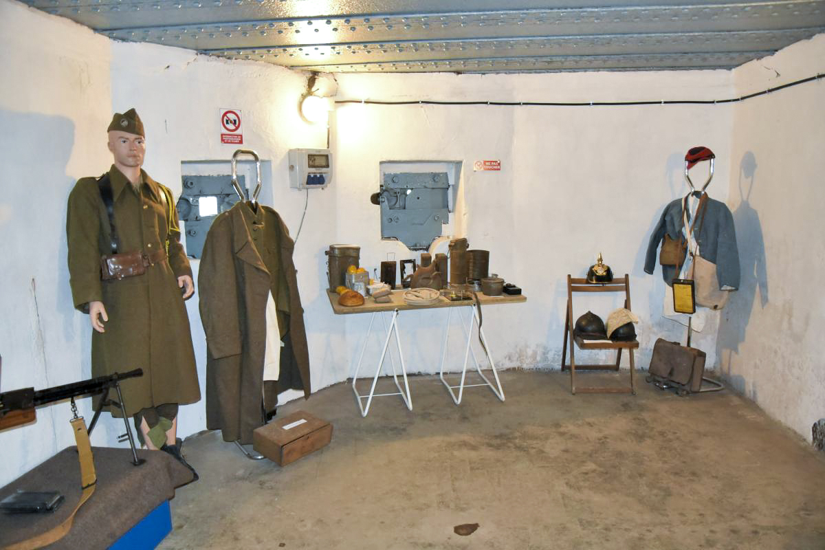 Ligne Maginot - BARRAGE DE WITTRING NORD - (Blockhaus pour arme infanterie) -  - Michel et Philippe Zimmer