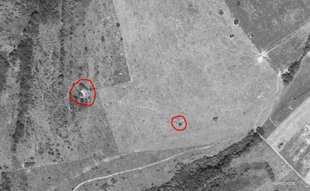 Ligne Maginot - COTE 294 - (Blockhaus pour canon) - On voit sur la photo la tranchée qui part vers un observatoire - IGN