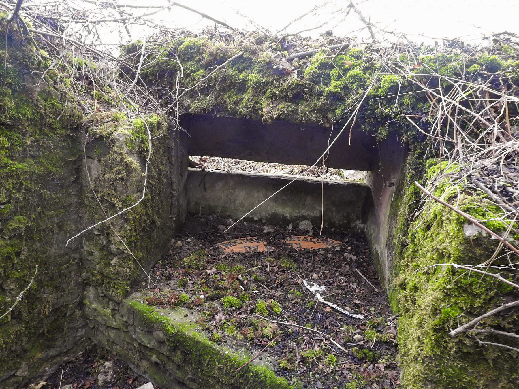 Ligne Maginot - BB25 - HEIMSTOCK EST 6 - MARCELLE - (Blockhaus pour arme infanterie) - Le poste de tir pour FM. - STENGER Mathieu