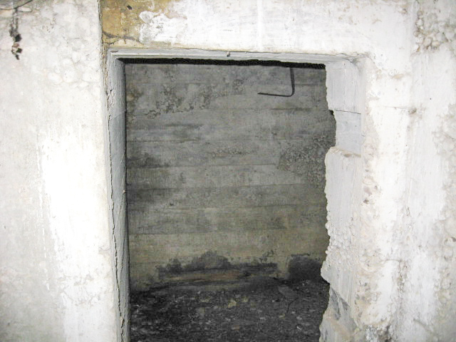 Ligne Maginot - FUERST 9 - (Observatoire d'infanterie) - L'entrée du blockhaus - Christian LENHARD