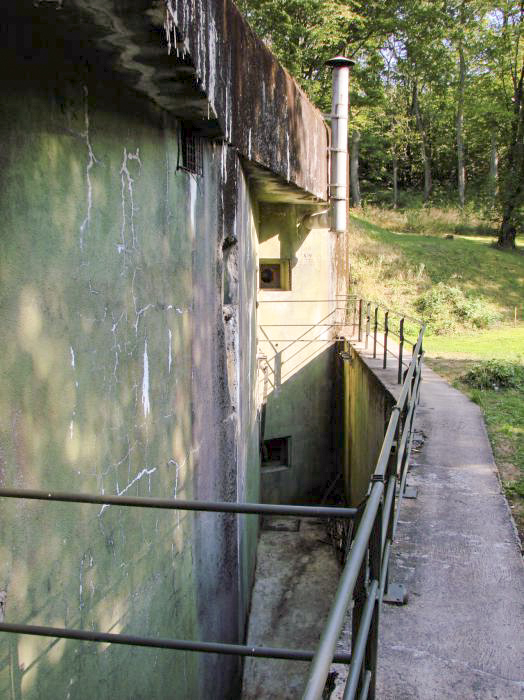 Ligne Maginot - BICHEL SUD - X19 - (Abri) - Le fossé diamant - Schnoupf