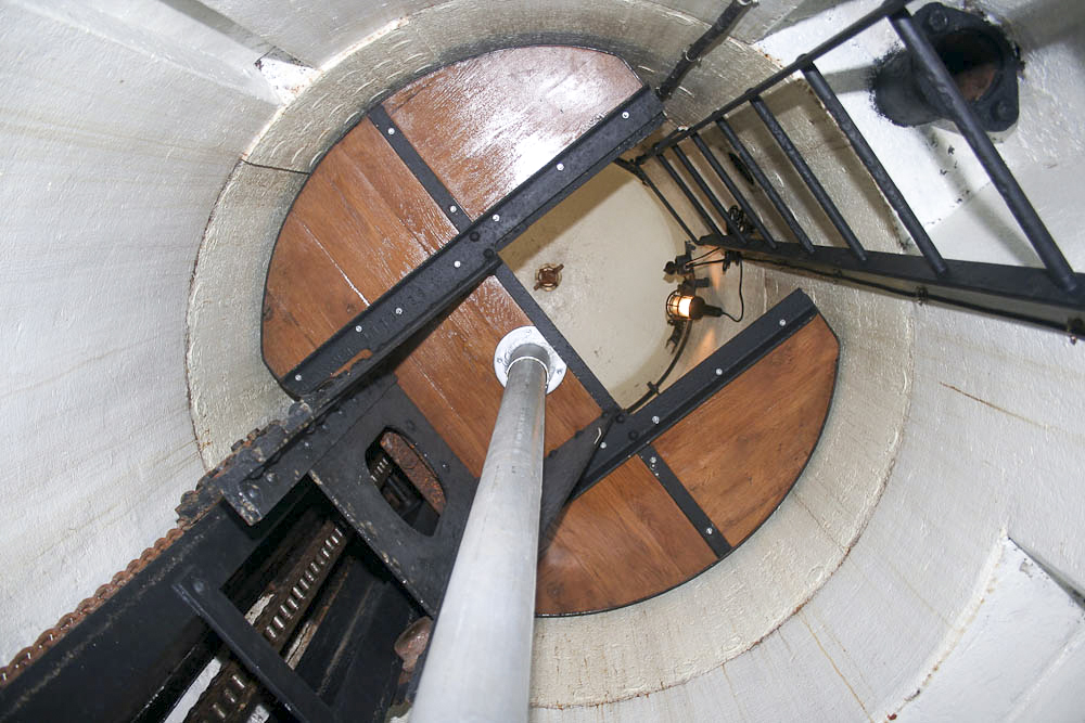 Ligne Maginot - BICHEL SUD - X19 - (Abri) - Puits de l'une des deux cloches GFM - Michel Teiten