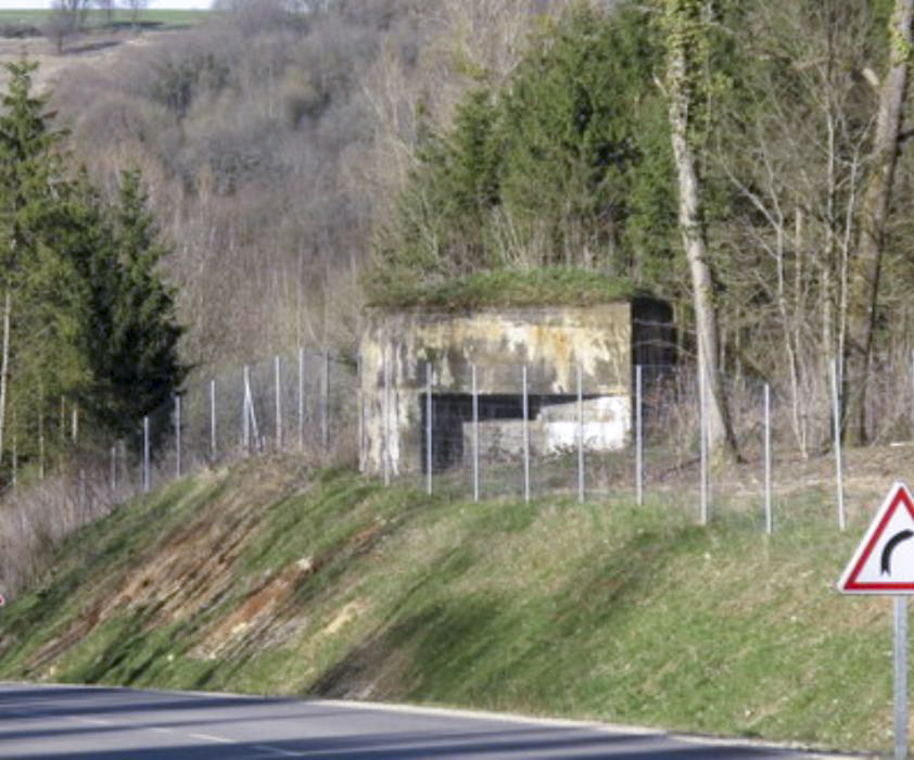 Ligne Maginot - GROSSWALD 5 - (Blockhaus pour arme infanterie) - État après construction de la route - AALMA - www.lignemaginot.com
