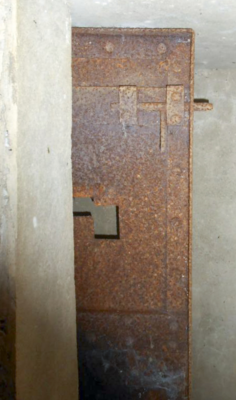 Ligne Maginot - GROSSWALD 6 - (Blockhaus pour arme infanterie) - Porte blindée - Gérard Kuffler