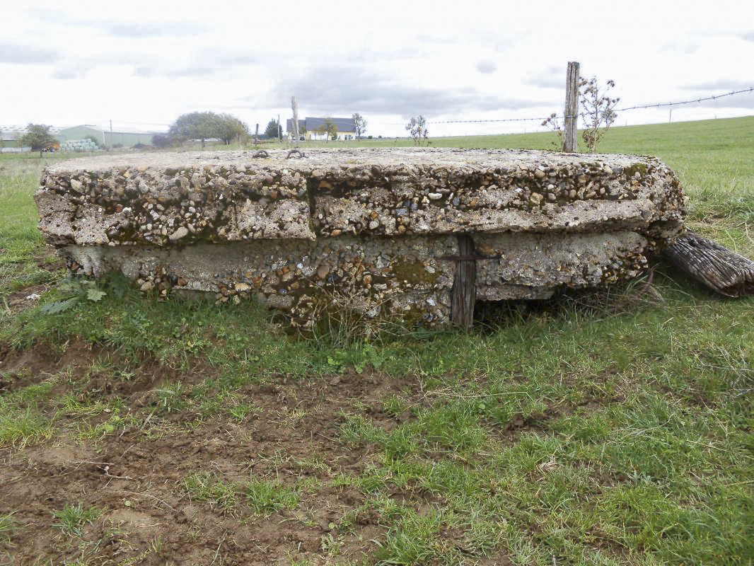Ligne Maginot - KRITSCHETTERBERG 2 - (Blockhaus pour arme infanterie) - La face ouest (pas de créneau) - Kuffler Gérard
