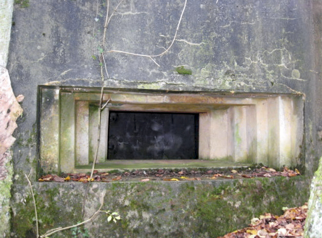 Ligne Maginot - LEYER 3 - (Blockhaus pour canon) - Créneau du canon - Christian LENHARD