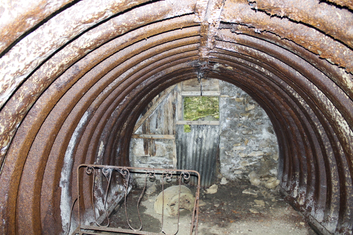 Ligne Maginot - OHLIGMUEHLE (QUARTIER HAUT-POIRIER - II / 133° RIF) - (PC de Quartier) - L'intérieur de l'abri - Christian LENHARD