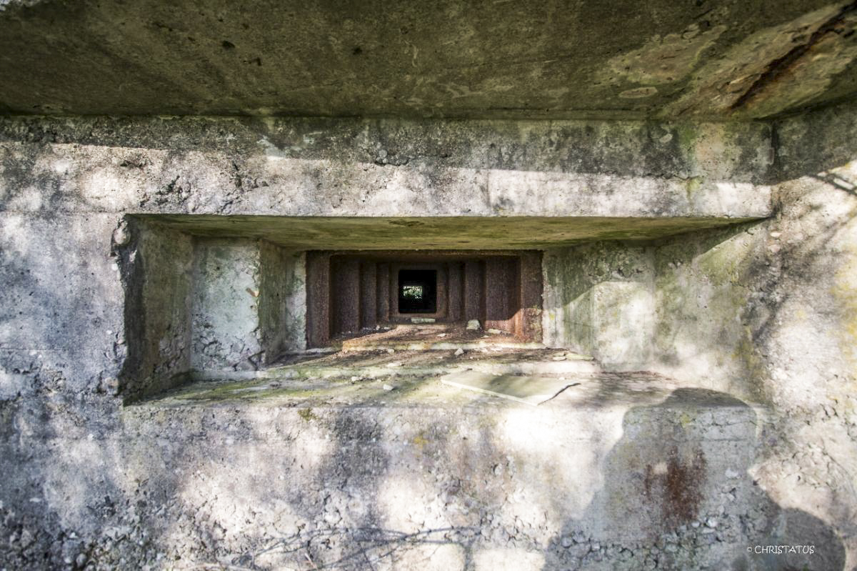 Ligne Maginot - PIFFERSRAEDCHEN 4 - (Blockhaus pour arme infanterie) - Trémie gradinée en acier moulé Mle 39/40. Elle porte à l'extérieure un numéro de fabrique 39FC - Christian LENHARD