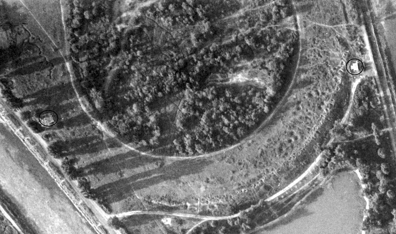 Ligne Maginot - Les blockhaus Champ de courses 1 et 2 - Les blockhaus Champ de Courses 1 et 2 - IGN - Géoportail 1947