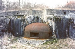 Ligne Maginot - ANZELING - A25 - (Ouvrage d'artillerie) - Bloc 2
Cloche GFM