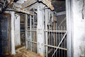 Ligne Maginot - ANZELING - A25 - (Ouvrage d'artillerie) - Bloc 5
Les monte-charges