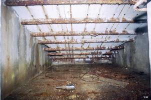 Ligne Maginot - ANZELING - A25 - (Ouvrage d'artillerie) - Bloc 7
Le plancher du réceptacle à douilles en bas du bloc