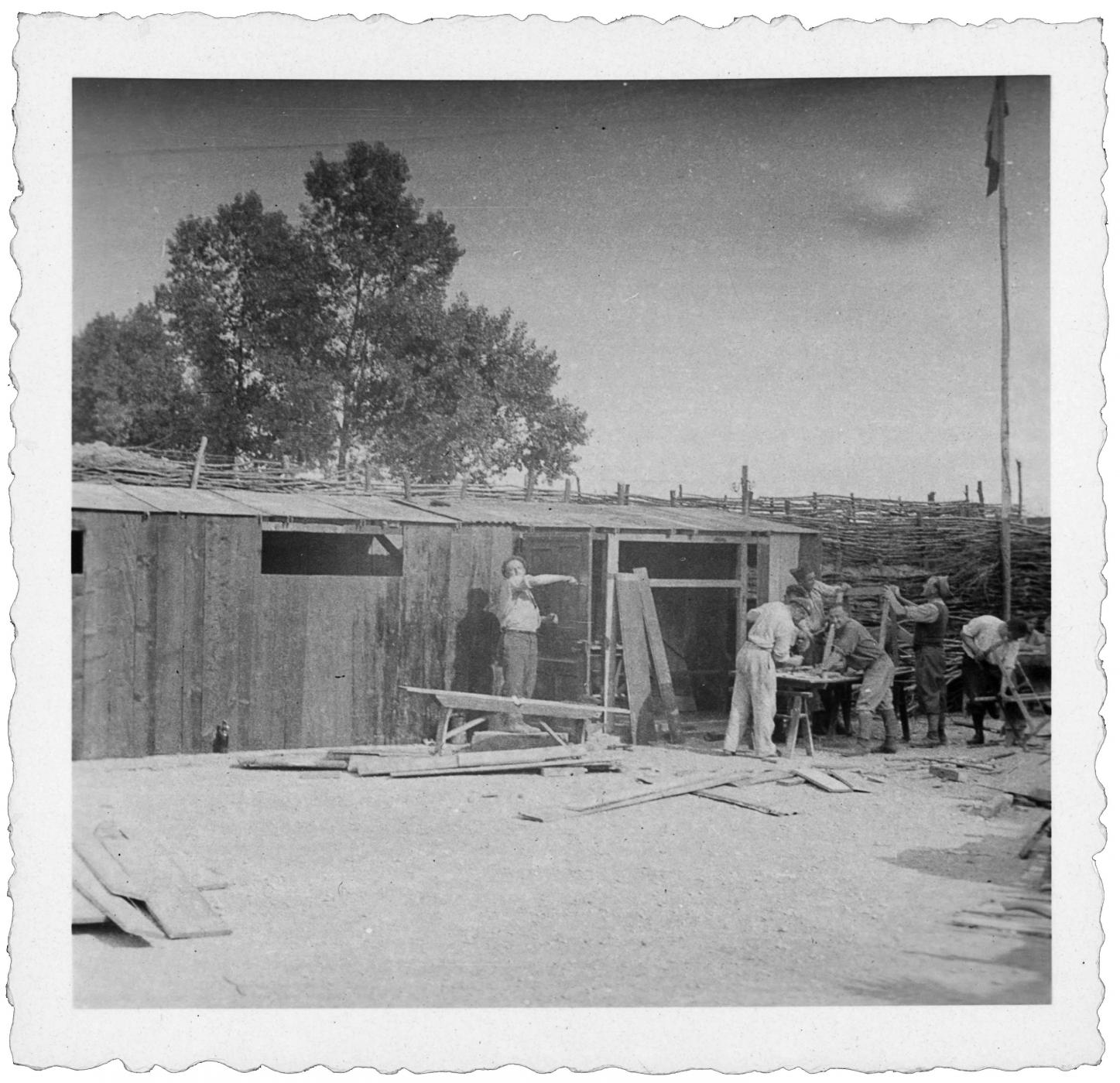 Ligne Maginot - FORT LOUIS OUEST - (Casemate d'infanterie - double) - Travaux d'aménagement des abords de la casemate - Fernand Elchinger