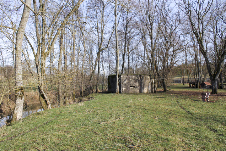 Ligne Maginot - VAL D'ACHEN 2 - (Blockhaus pour arme infanterie) - Façade Ouest - Christian LENHARD