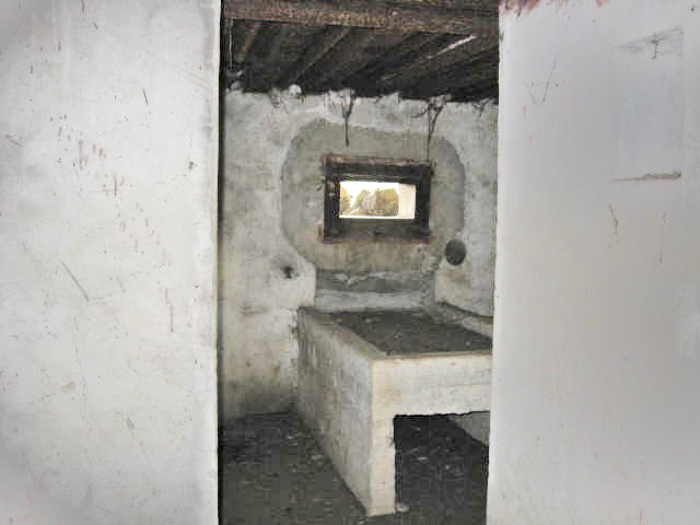 Ligne Maginot - WEIDESHEIM 1 - (Blockhaus pour arme infanterie) - Tablette de tir - Christian LENHARD