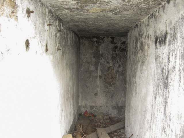 Ligne Maginot - X75 - (Chambre de coupure - Avec central) - Le couloir d'accès - Christian LENHARD