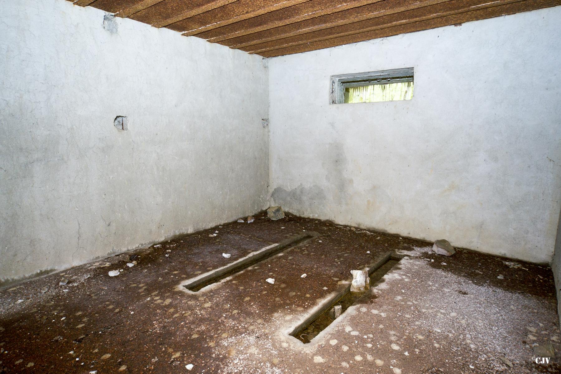 Ligne Maginot - A11 - ACCOTEMENT OUEST - (Blockhaus pour canon) -  - Lia VERMEULEN