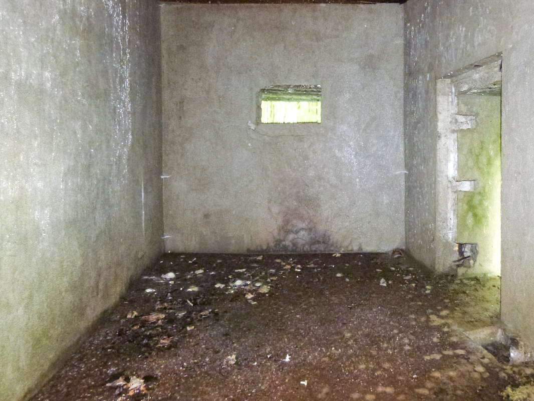 Ligne Maginot - A11 - ACCOTEMENT OUEST - (Blockhaus pour canon) -  - JMBrams