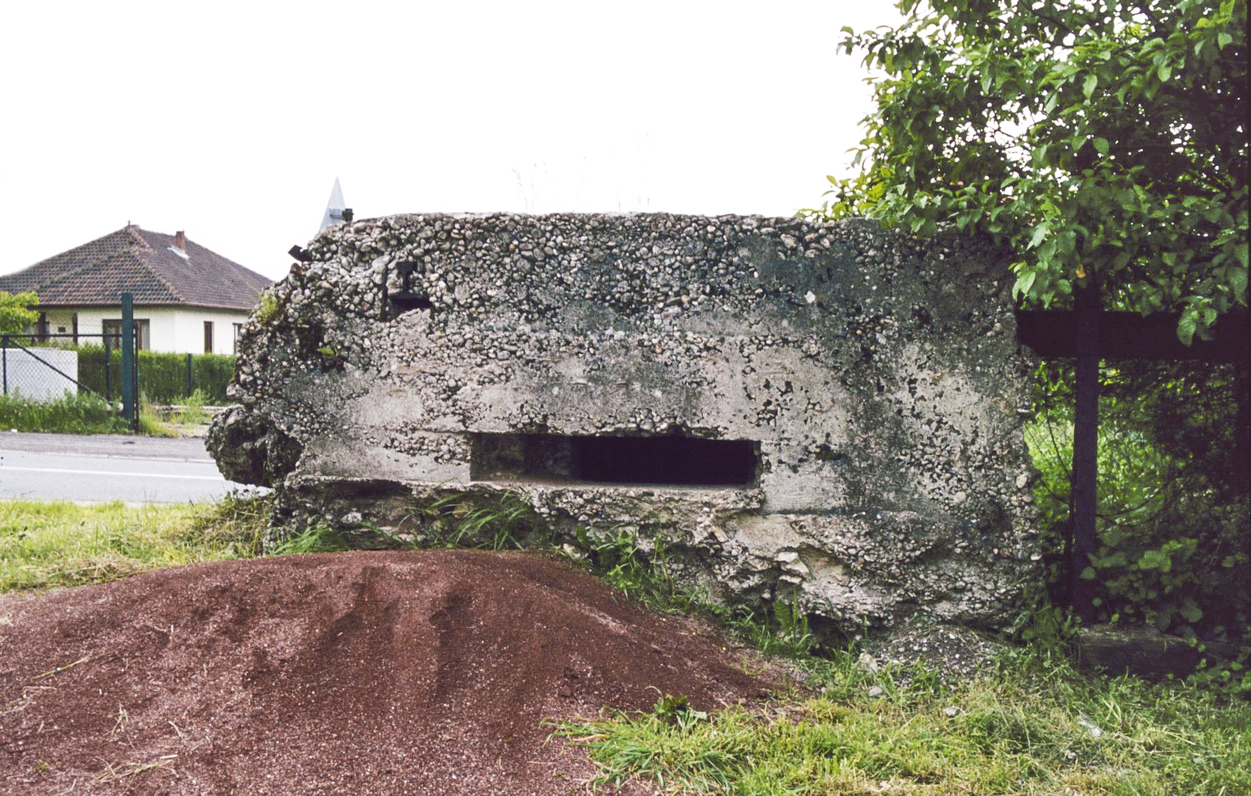 Ligne Maginot - TETING CALVAIRE - (Blockhaus pour arme infanterie) - Le blockhaus avant destruction - Michel Mansuy