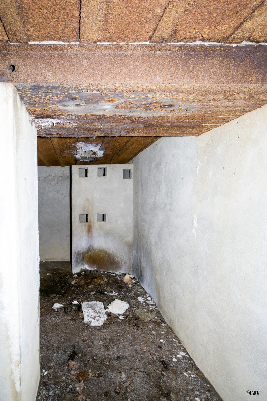 Ligne Maginot - A12 - ACCOTEMENT EST - (Blockhaus pour canon) -  - Lia VERMEULEN