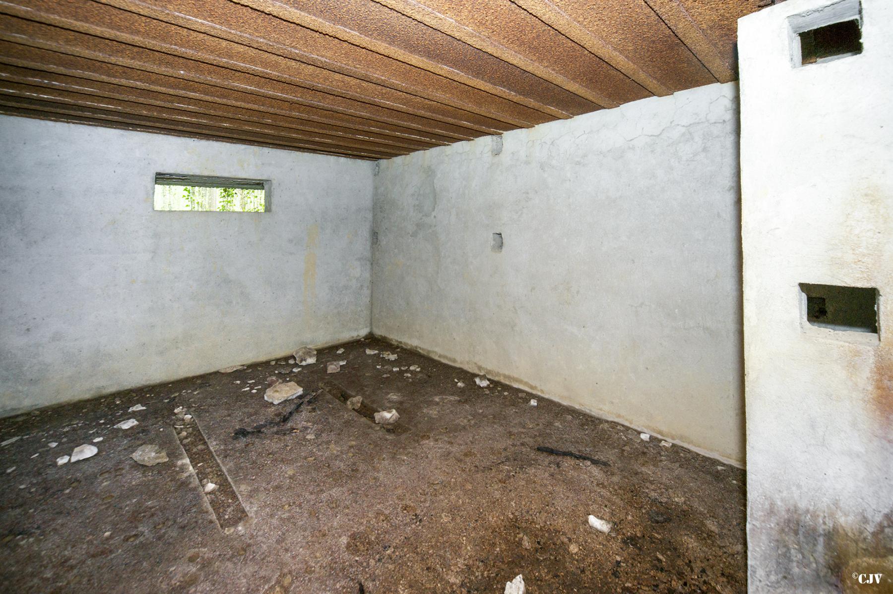 Ligne Maginot - A12 - ACCOTEMENT EST - (Blockhaus pour canon) -  - Lia VERMEULEN