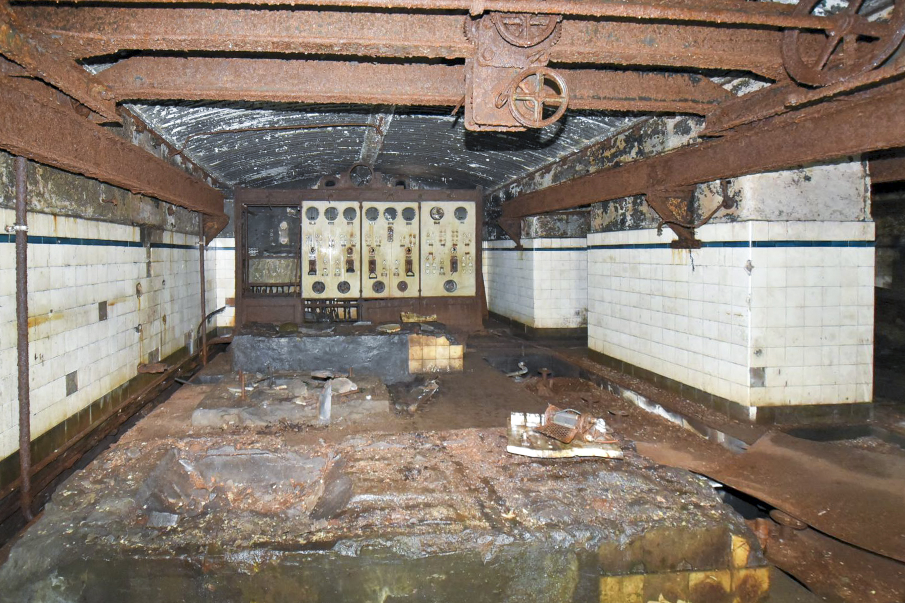 Ligne Maginot - KOENIGSMACKER (FESTE DE) - (Ouvrage d'artillerie) - Caserne B
Usine électrique - Ludovic KNAPP