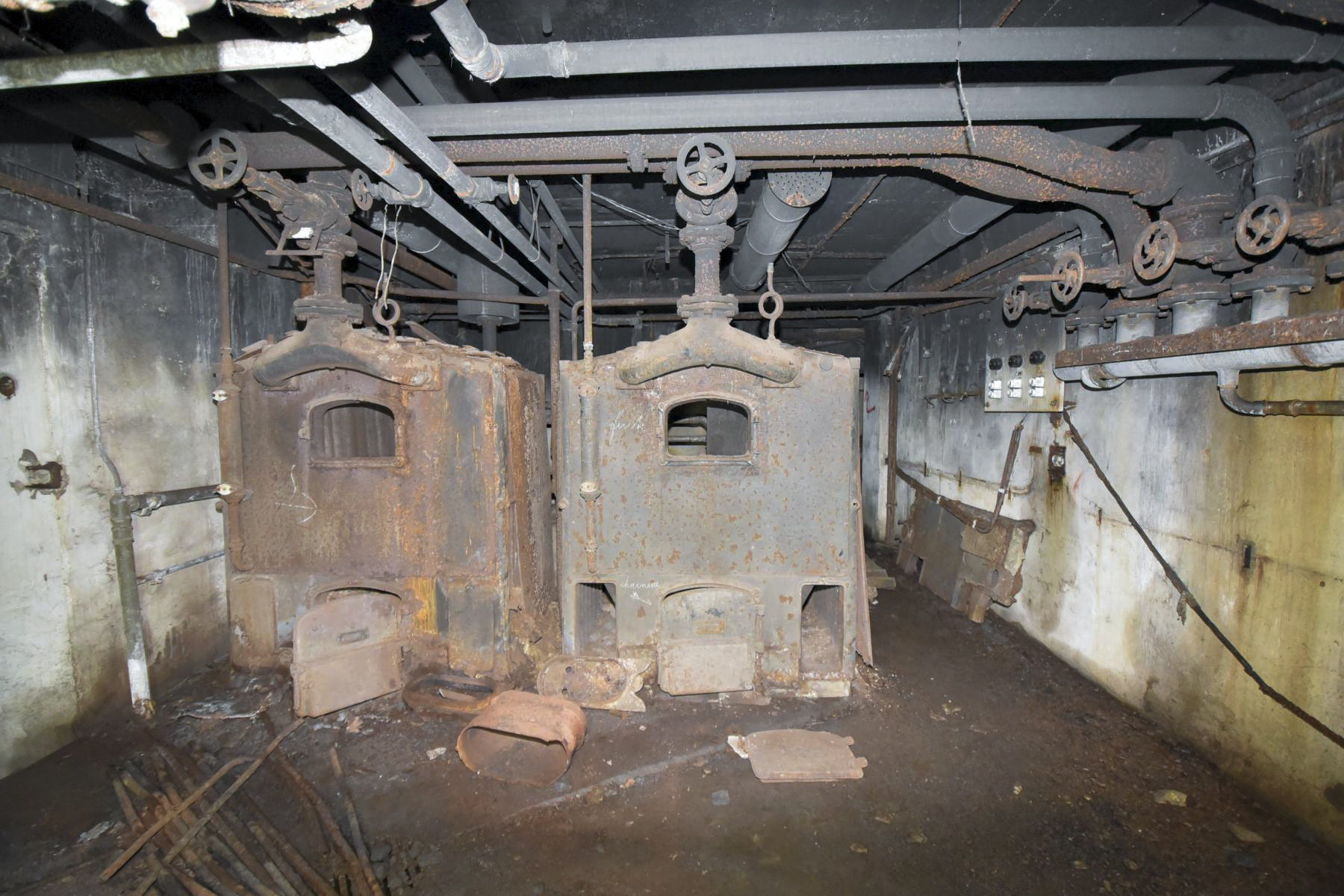 Ligne Maginot - KOENIGSMACKER (FESTE DE) - (Ouvrage d'artillerie) - Caserne D
Chaudières - Ludovic KNAPP