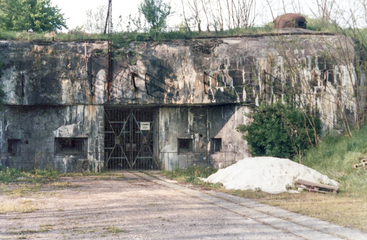 Ligne Maginot - ANZELING - A25 - (Ouvrage d'artillerie) - Entrée munitions - sebach