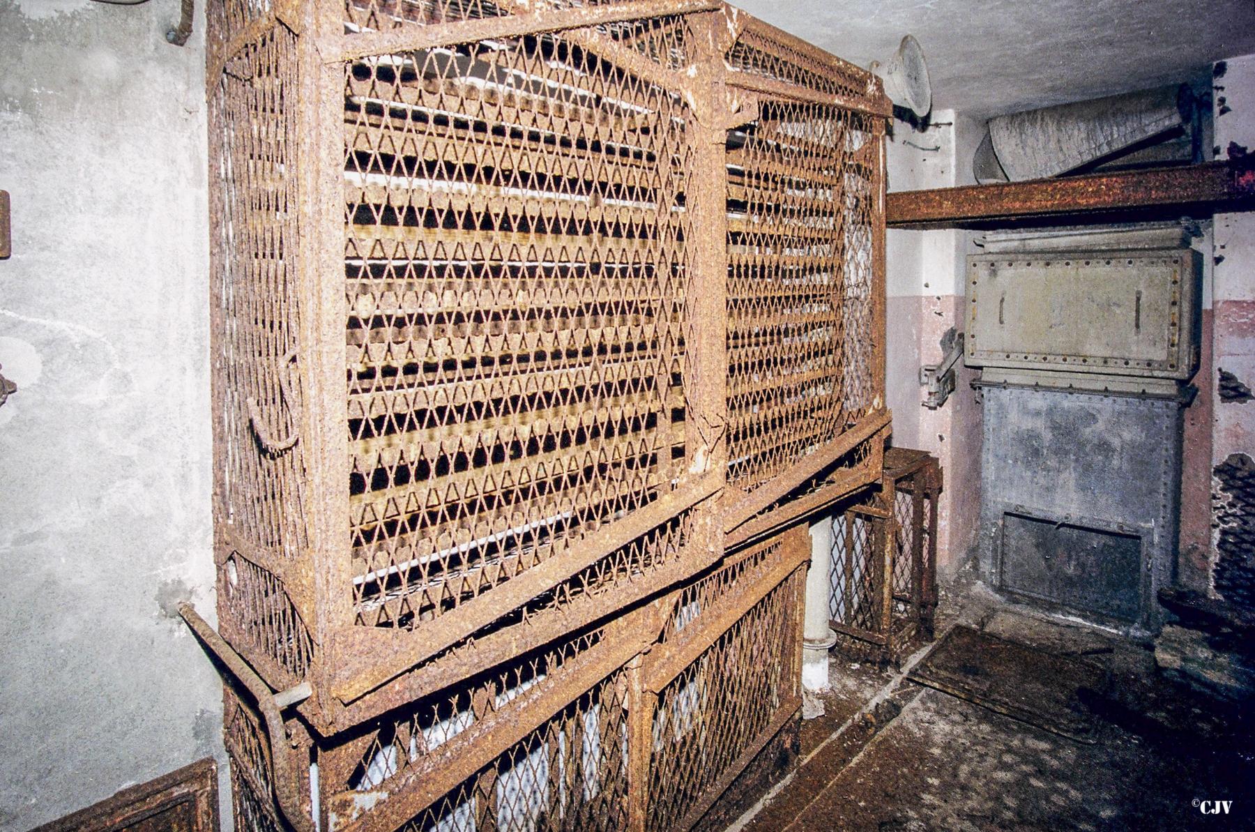Ligne Maginot - ANZELING - A25 - (Ouvrage d'artillerie) - Entrée des hommes - Lia VERMEULEN