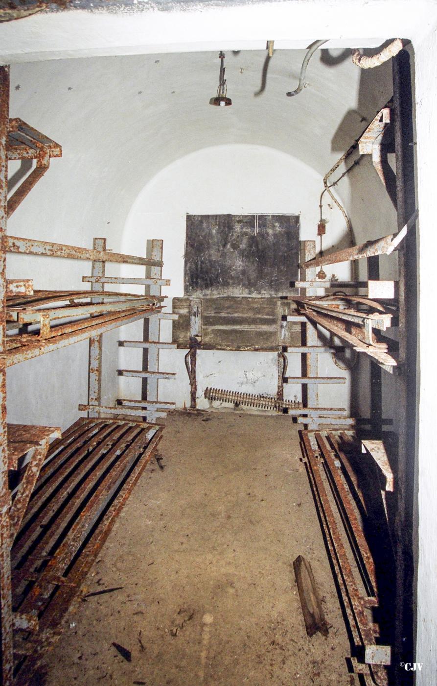 Ligne Maginot - ANZELING - A25 - (Ouvrage d'artillerie) - Bloc 1
Chambre - Lia VERMEULEN