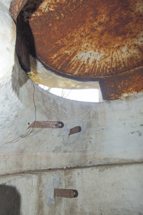 Ligne Maginot - PA DU CARREFOUR 252-1 - (Blockhaus pour arme infanterie) - Intérieur de la coupole - Les Gardiens du Rhin