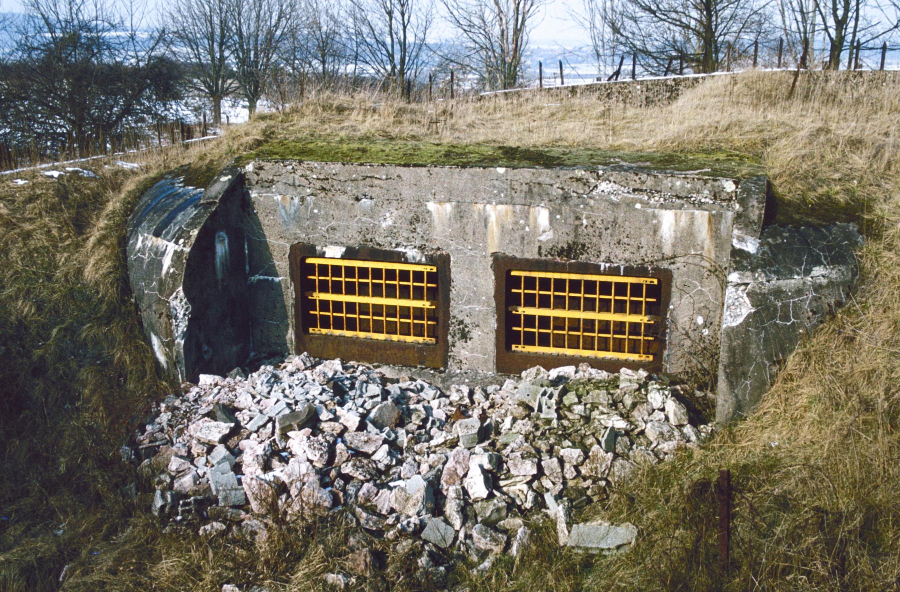 Ligne Maginot - ANZELING - A25 - (Ouvrage d'artillerie) - Bloc cheminée - MANSUY Michel