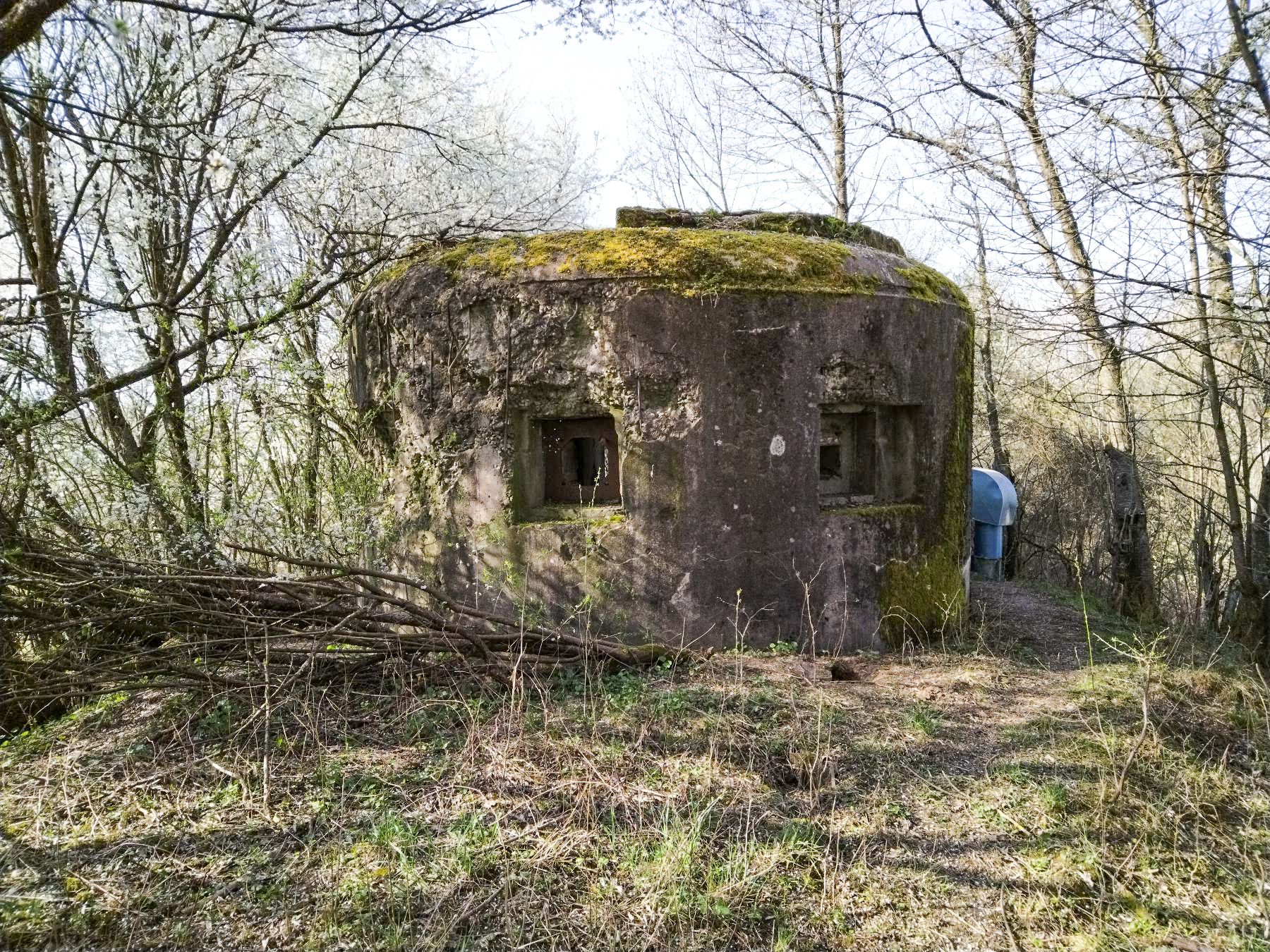 Ligne Maginot - R10B - (Blockhaus pour arme infanterie) - Le blockhaus - Jin Jac