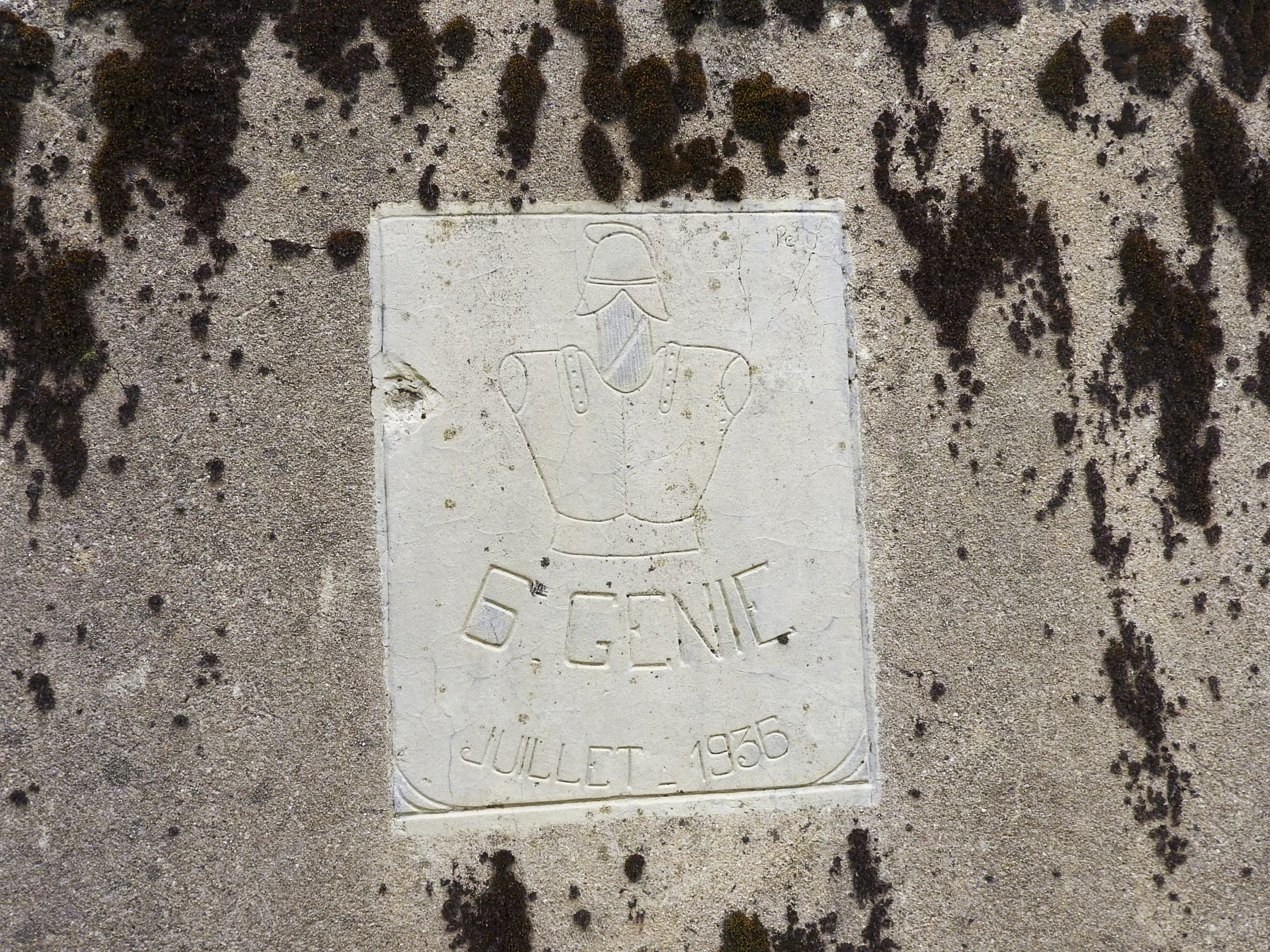 Ligne Maginot - BB23 - (Blockhaus pour canon) - Le cartouche du 6° Génie reste bien visible. - STENGER Mathieu