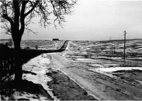 Ligne Maginot - MC35B - MC13 - (Casemate d'infanterie - double) - Vue de la casemate et du réseau de rails AC
La légende indique 'Casemate Fraysse' du nom de son commandant