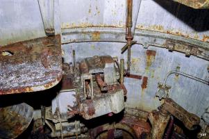 Ligne Maginot - ANZELING - A25 - (Ouvrage d'artillerie) - Bloc 9
Tourelle pour arme mixte et mortier de 50